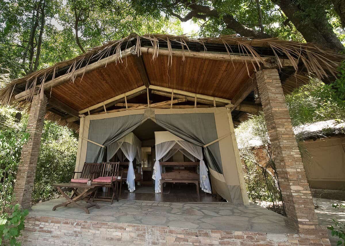 Mid-Range Camps & Lodges 5 figtree camp