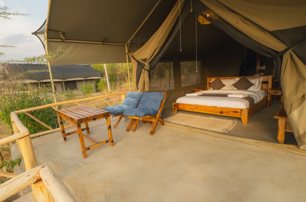 Mara Hilltop guest tent with private outdoor seating
