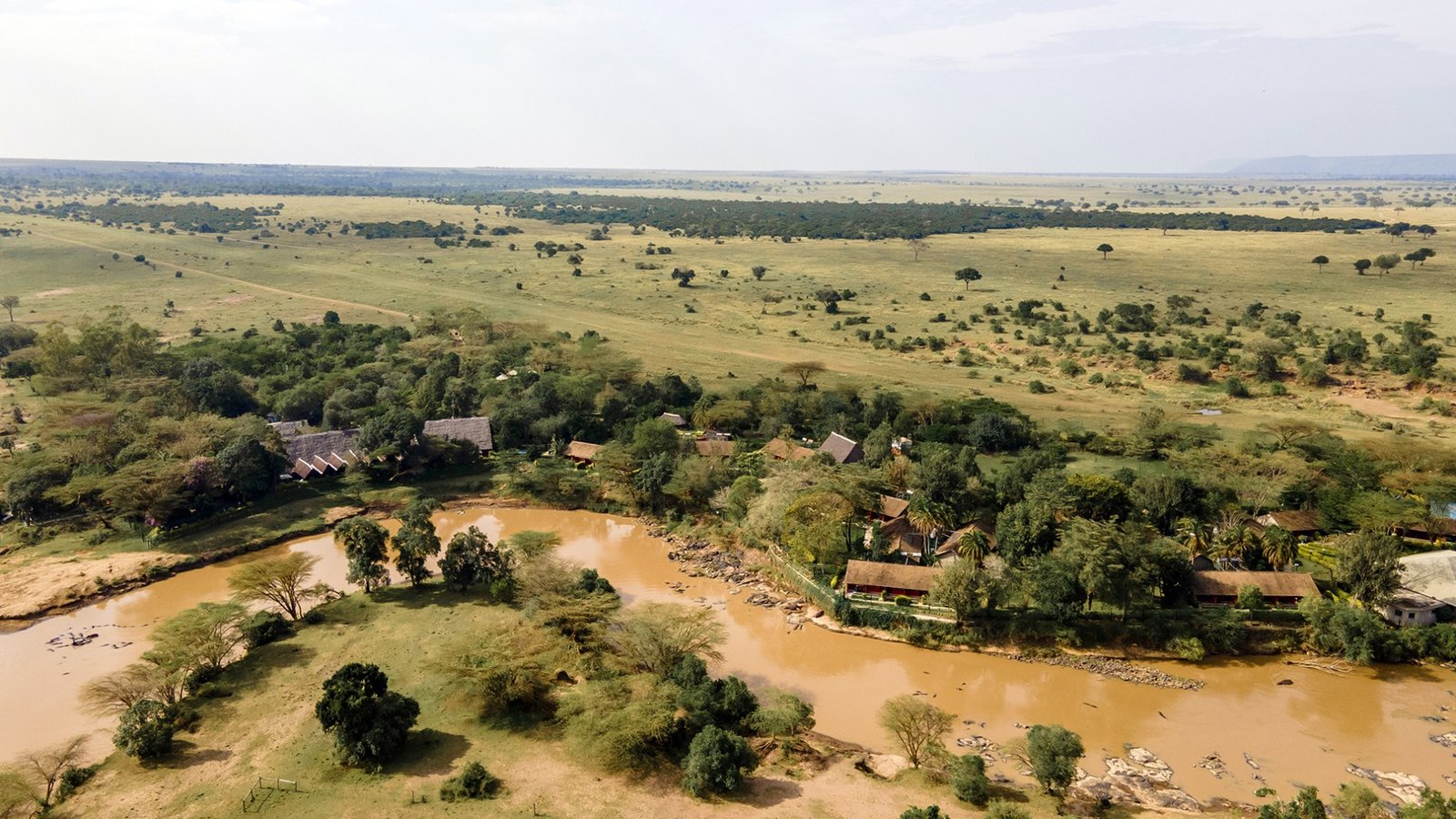 Muthu Mara River Lodge on a bend of the Mara River with surrounding gardens