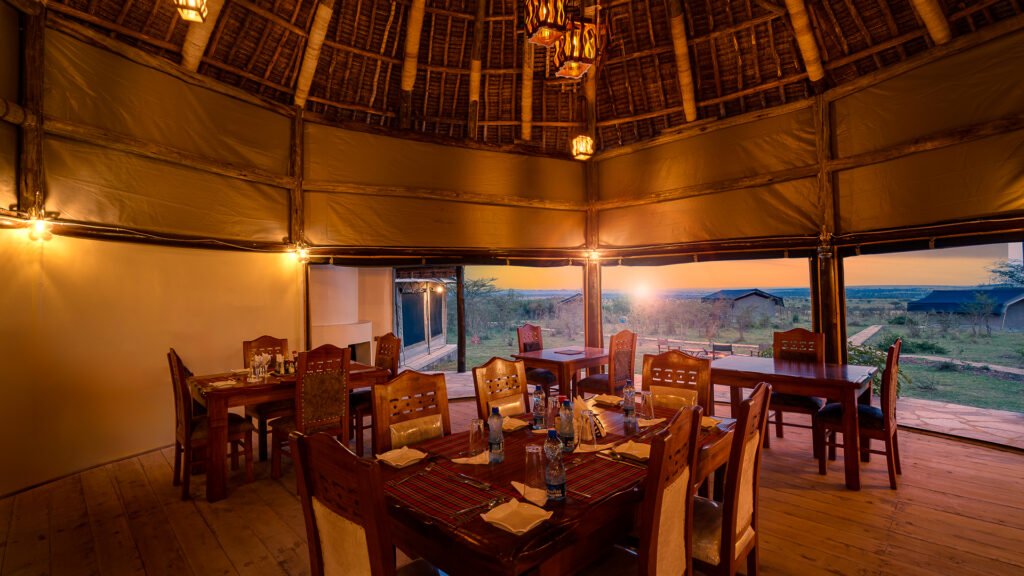 Oltepesi Tented Safari Camp shared dining room overlooking the guest tents